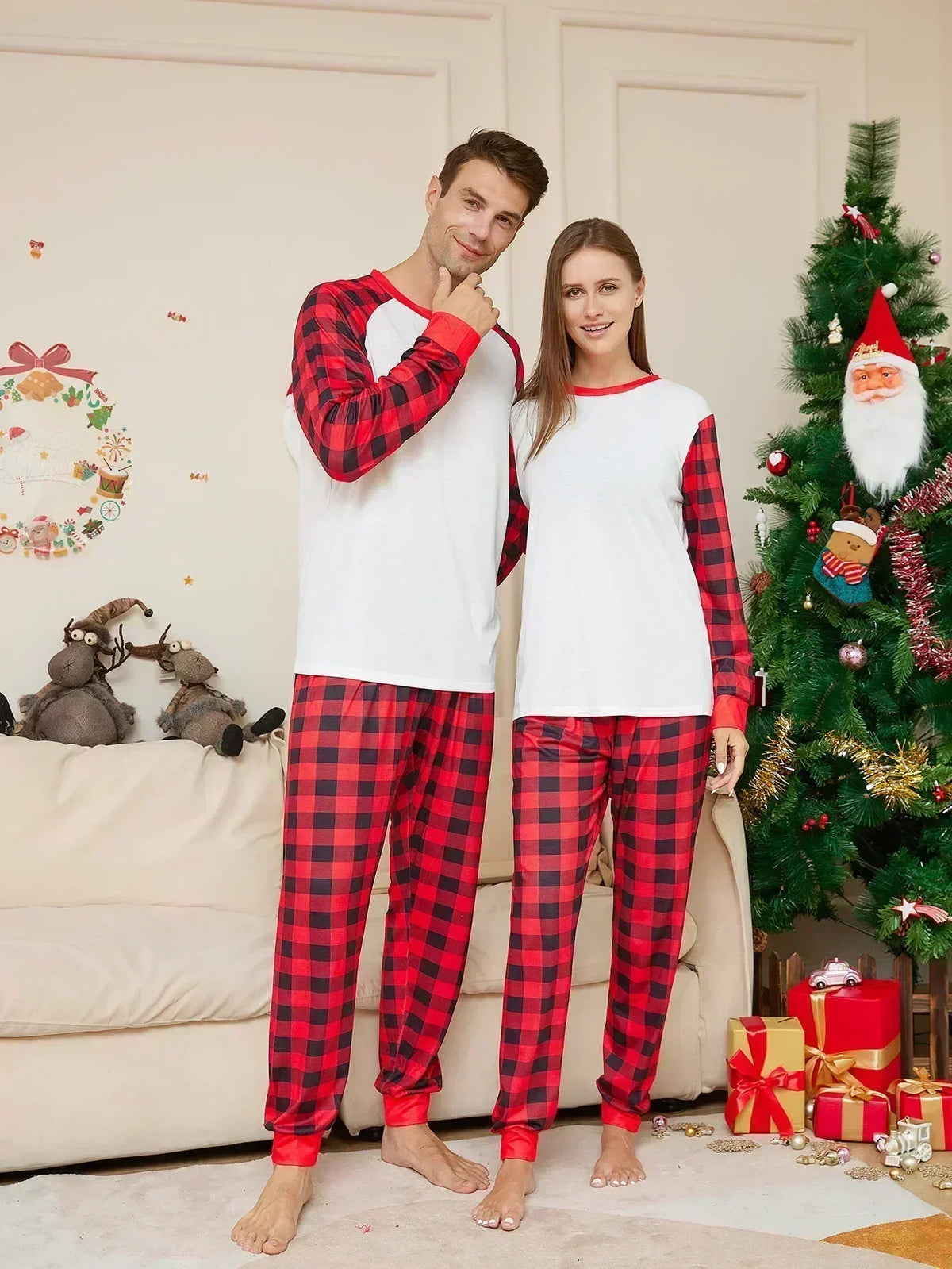 Pyjama de Noël famille à carreaux rouges et noirs