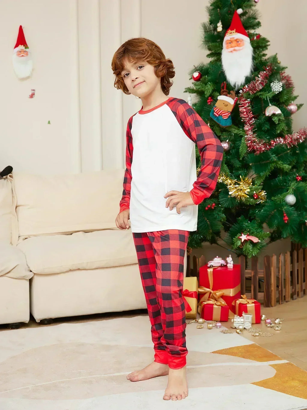Pyjama de Noël famille à carreaux rouges et noirs