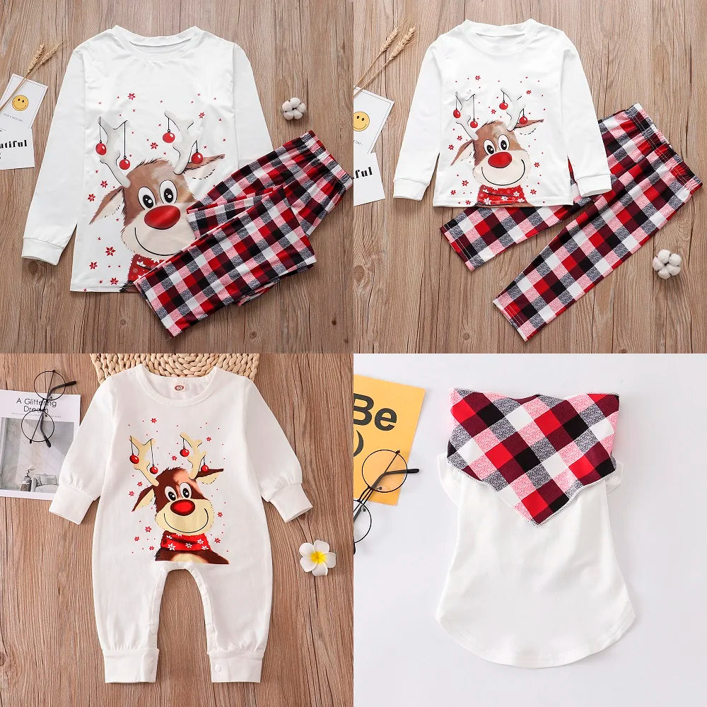 Pyjama de Noël famille renne et carreaux : adulte, enfant, bébé et chien