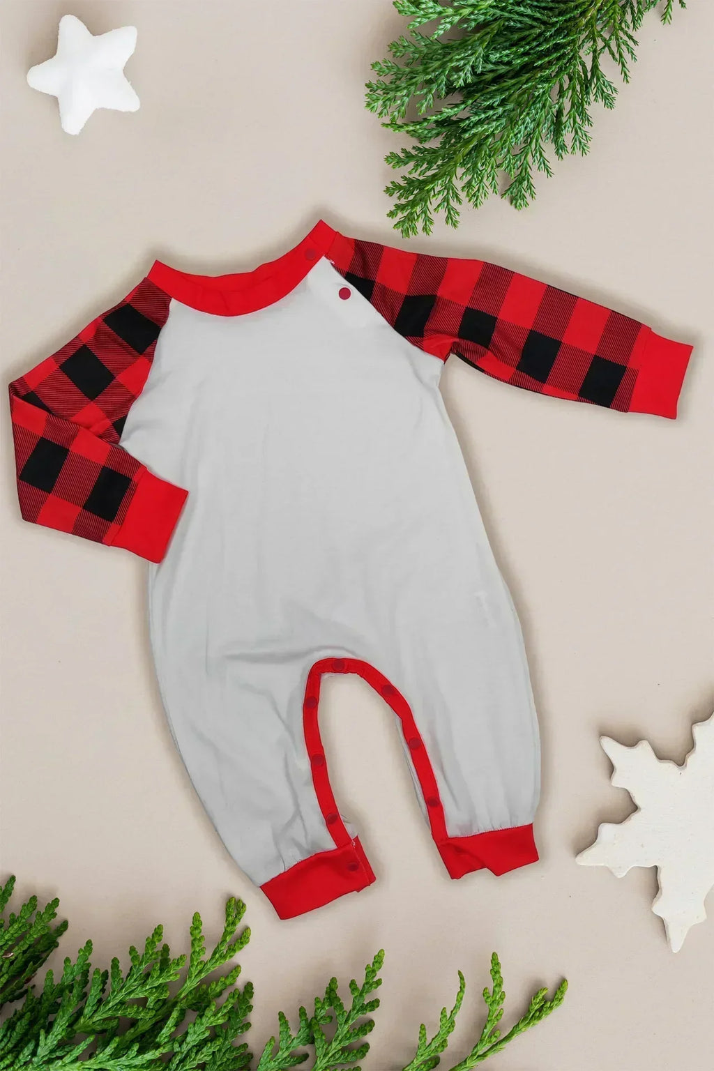 Pyjama de Noël famille à carreaux rouges et noirs